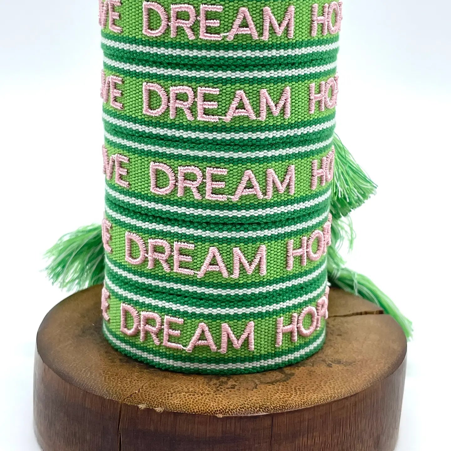 Love Dream Hope Statement Bracelet Woven, Embroidered. ΔΙΑΘΕΣΙΜΟ ΑΠΟ 03/08/2026