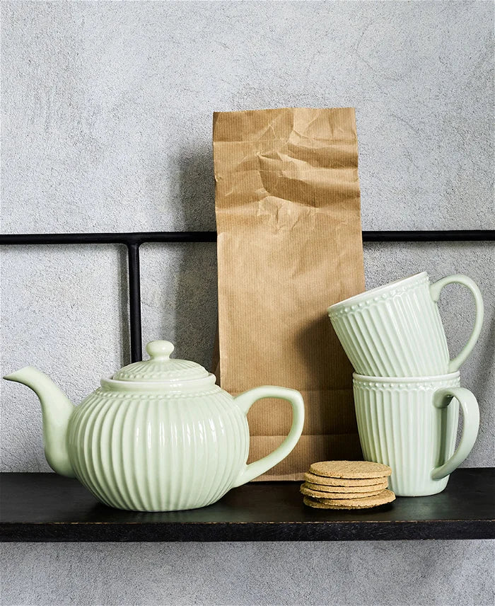 Teapot Alice pale green.
