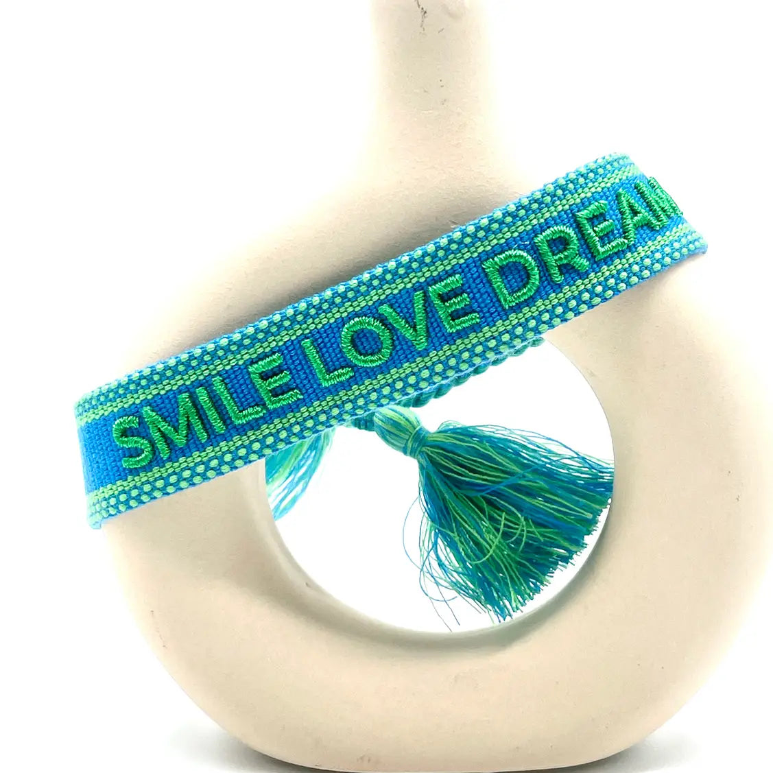Smile Love Dream Statement Bracelet Woven, Embroidered. ΔΙΑΘΕΣΙΜΟ ΑΠΟ 30/06/2026