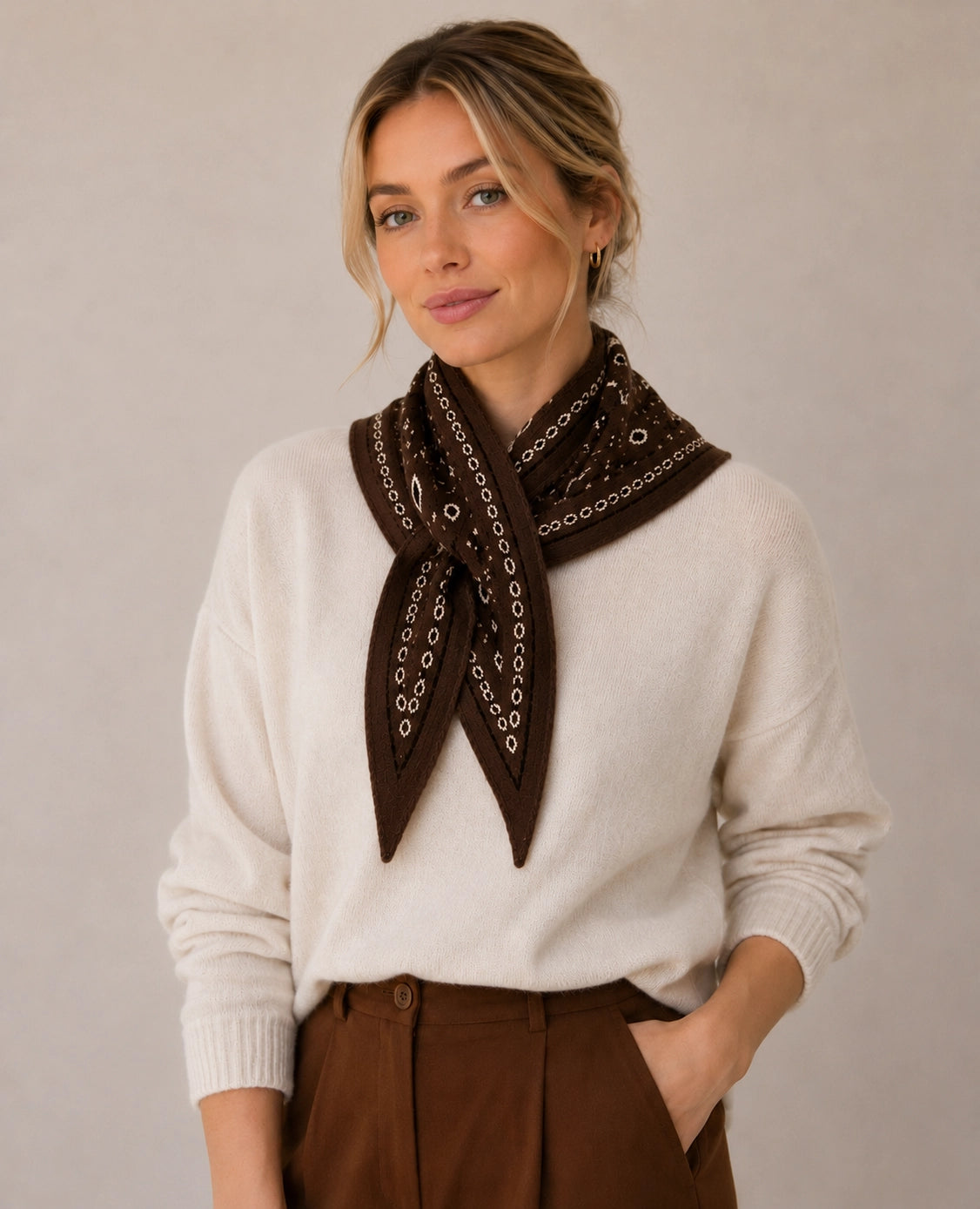 Thick Triangular Bandana 102 X 36 cm - Brown