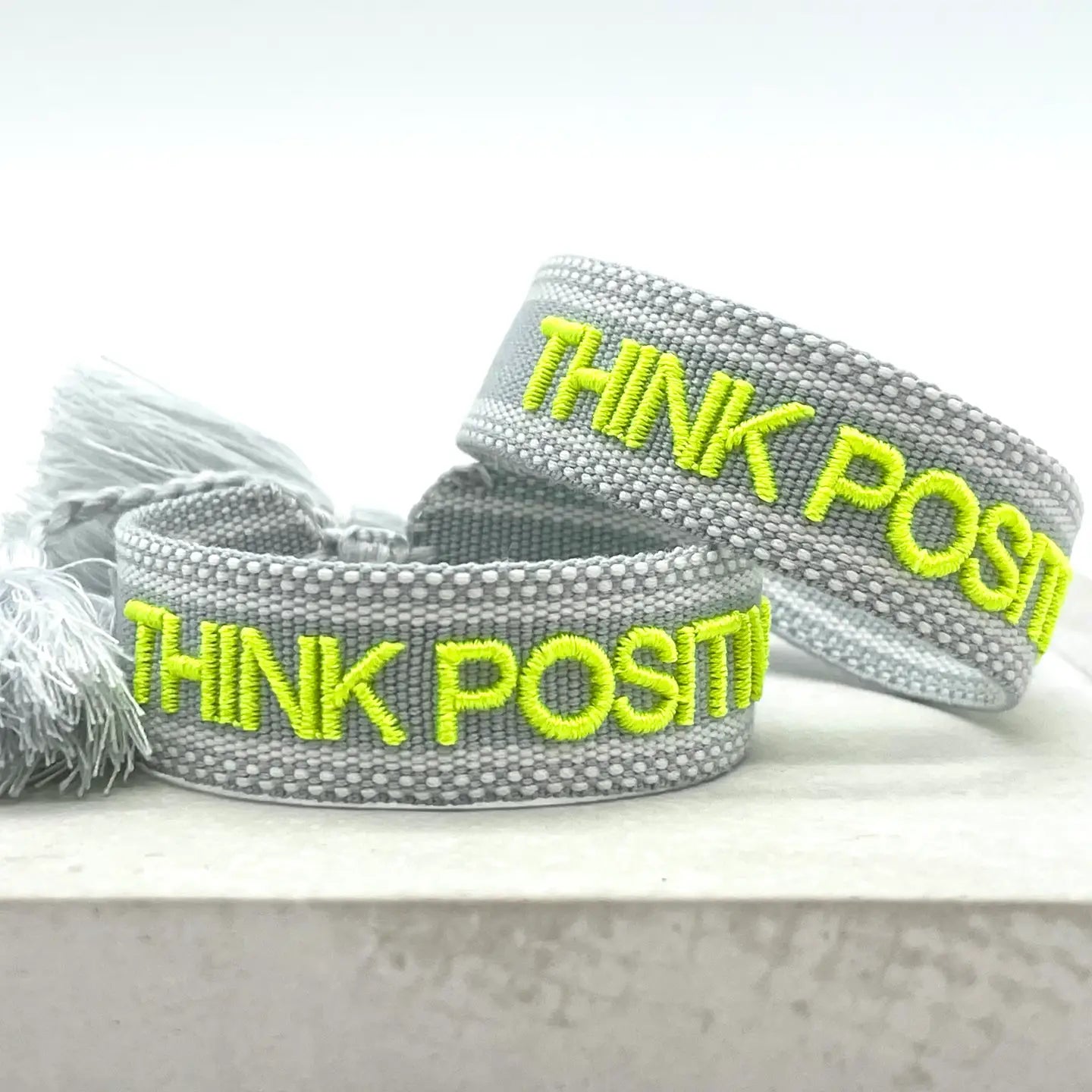 Think Positive Statement Bracelet Woven, Embroidered. ΔΙΑΘΕΣΙΜΟ ΑΠΟ 03/08/2026