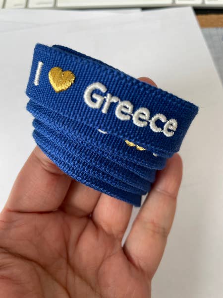 “I 💙 Greece”.