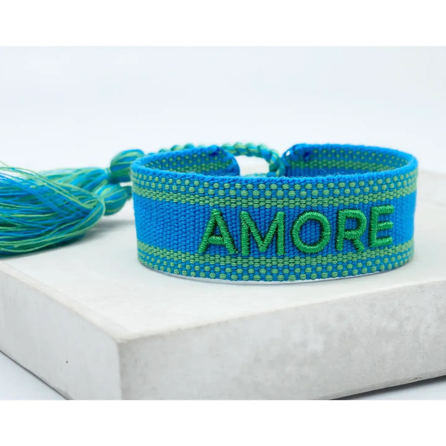 Amore Statement Bracelet Woven, Embroidered. ΔΙΑΘΕΣΙΜΟ ΑΠΟ 03/08/2026